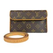 Louis Vuitton Vintage Pre-owned Tyg crossbodyvskor Brown, Dam