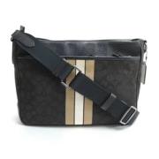 Coach Pre-owned Pre-owned Canvas axelremsvskor Black, Dam