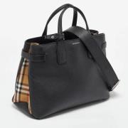 Burberry Vintage Pre-owned Canvas totevskor Black, Dam