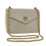 Chanel Vintage Pre-owned Satin chanel-vskor White, Dam