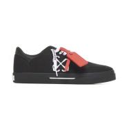 Off White Svarta canvas sneakers med röd flik Black, Herr