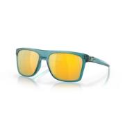 Oakley Sportiga solglasögon för utomhusaktiviteter Green, Unisex