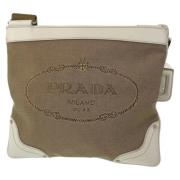 Prada Vintage Pre-owned Canvas crossbodyvskor Beige, Dam