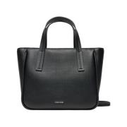 Calvin Klein Svart Polyeten Handväska Höst/Vinter Kollektion Black, Da...