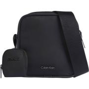 Calvin Klein Essential Cube Crossbody Väska Black, Herr