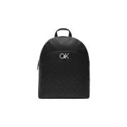 Calvin Klein Svart Polyeten Ryggsäck Höst/Vinter Kollektion Black, Dam