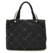 Chanel Vintage Pre-owned Nylon chanel-vskor Black, Dam