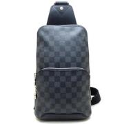 Louis Vuitton Vintage Pre-owned Canvas crossbodyvskor Gray, Dam