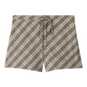 Burberry Gröna Shorts med B Shield Brodyr Green, Dam