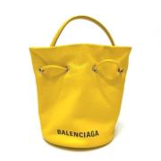 Balenciaga Vintage Pre-owned Laeder balenciaga-vskor Yellow, Dam