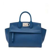 Salvatore Ferragamo Blå Studio Soft väska med Gancini Blue, Dam