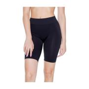 VERO MODA Svarta nylonshorts vår/sommarkollektion Black, Dam