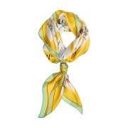 Moschino Gult Sidenscarf Chic Print Multicolor, Dam