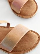 Sandal