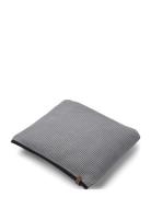 Rib Pillow 40 X 40 Cm. Grey Humdakin