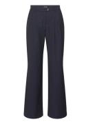 Wanda Suit Navy Lois Jeans