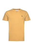 Uspa T-Shirt V-Neck Cem Men Yellow U.S. Polo Assn.