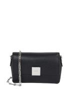 Ck Plaque Sm Crossbody W/Chain Black Calvin Klein