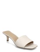 Merriam Kitten Sandal Cream Michael Kors