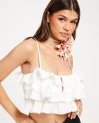 Nelly - Vit - Frill Dream Top