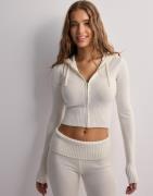 Nelly - Vit - Soft Lounge Knit Sweater