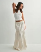Pieces - Vit - Pcsikka Hw Maxi Skirt Wvn Noos