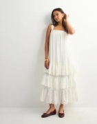 Vero Moda - Vit - Vmpeach Sl 7/8 Dress Wvn