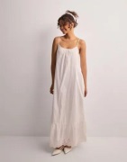 Only - Vit - Onllou Life Emb Strap Ankel Dress P