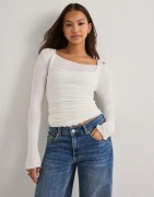 Nelly - Vit - Ultra Soft Singlet