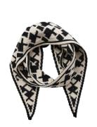 Sc-Valgerd Accessories Scarves Winter Scarves Cream Soyaconcept