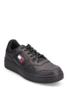 Tjm Retro Basket Ess Låga Sneakers Black Tommy Hilfiger