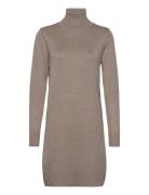 U6801, Milasz Rollneck Dress Knälång Klänning Beige Saint Tropez