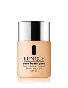 Clinique Even Better Glow Light Reflecting Makeup Spf15