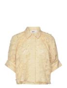 Marienne - Delicate Texture Tops Blouses Short-sleeved Yellow Day Birg...