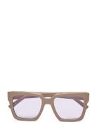 Le Sustain - Trampler Accessories Sunglasses D-frame- Wayfarer Sunglas...