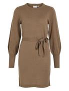 Viava L/S Belt Short Knit Dress Knälång Klänning Beige Vila