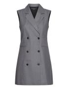 Fiorella Pin Stripe Tuxedo Dre Kort Klänning Grey French Connection