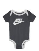 Nike C1-Bodysuit+Hat+Bootie Grå