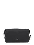 Calvin Klein Ck Essential Washbag Rub Svart